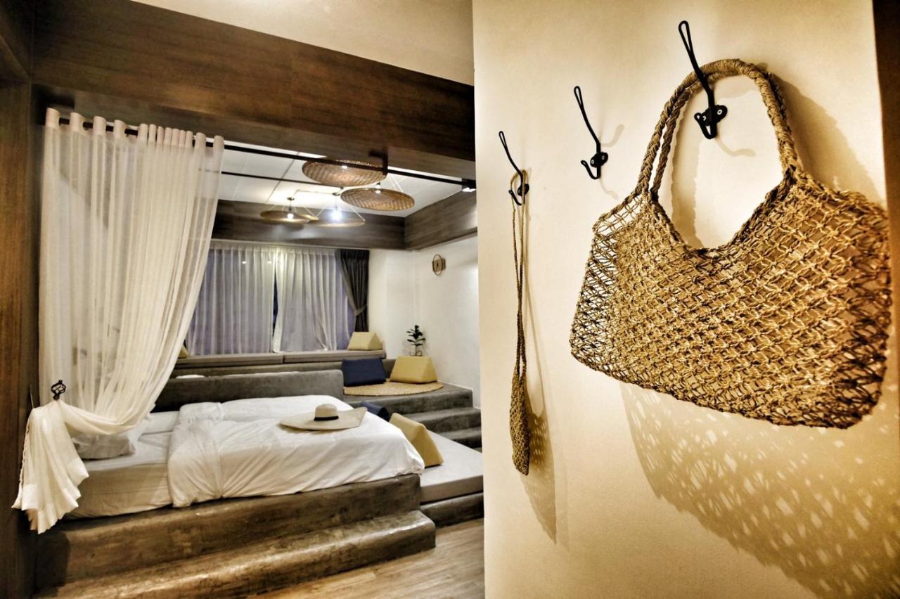 Krung Boutique Hotel Bangkok Exterior photo